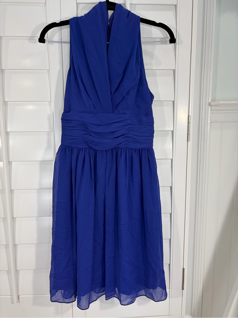 Royal Blue Sleeveless V-Neck Ruched Waist Mini Dress (2) - Picture 2 of 10